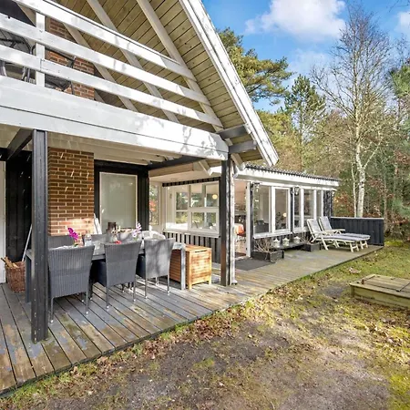 Poul - 1-9km From The Sea By Interhome * Blavand